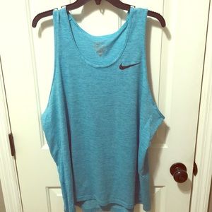 Men’s Nike DRI-FIT XL workout shirt